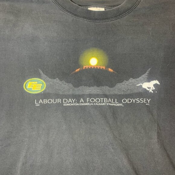 Labour Day Edmonton Eskimo Vs Calgary Stampeders Vintage Shirt Size XL - Picture 3 of 11
